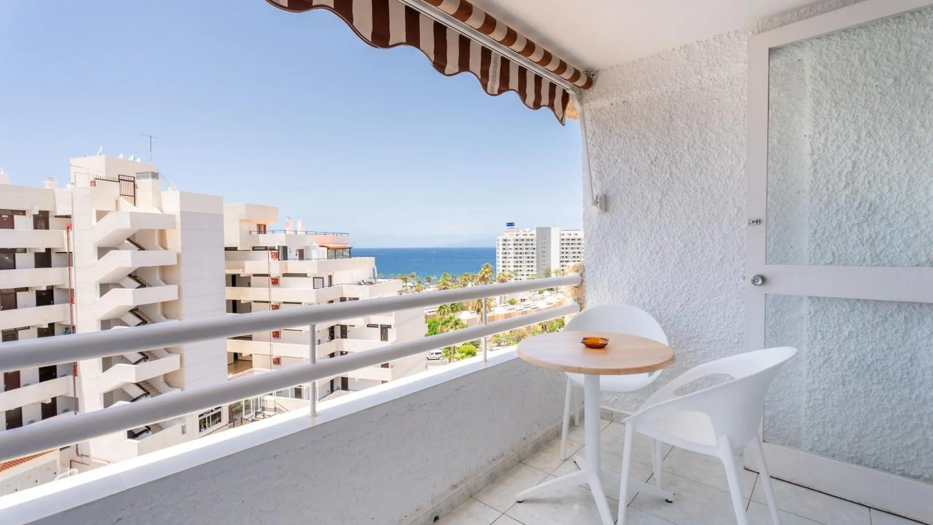 Aparthotel Apartamentos Borinquen Playa de las Americas