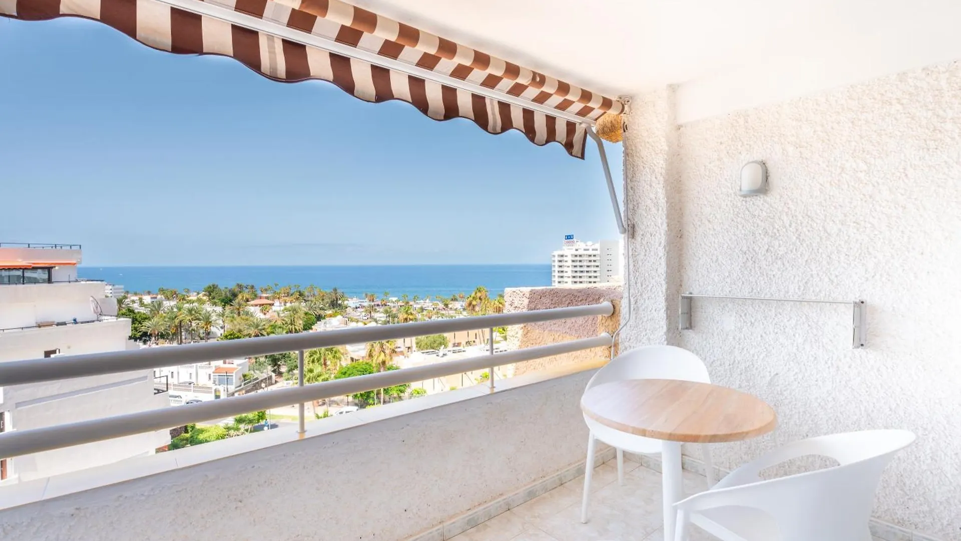 Apartamentos Borinquen Playa de las Americas  Playa de las Americas (Tenerife)