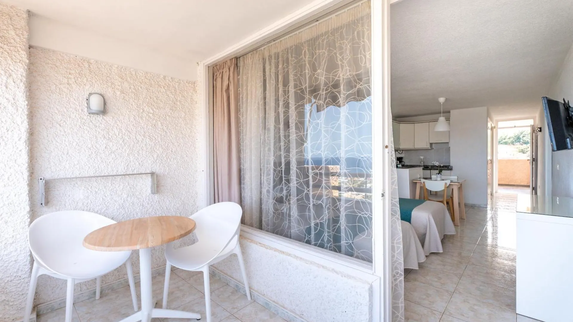 Apartamentos Borinquen Playa de las Americas  Apart-hotel Playa de las Americas (Tenerife)